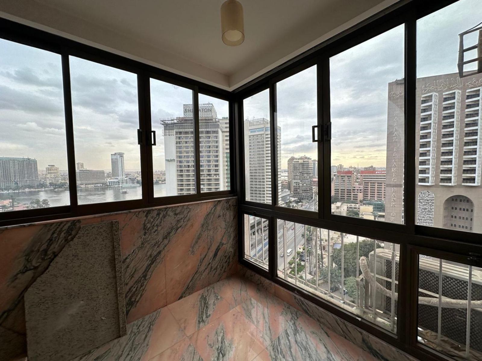 Nilefront Luxury Apartment *