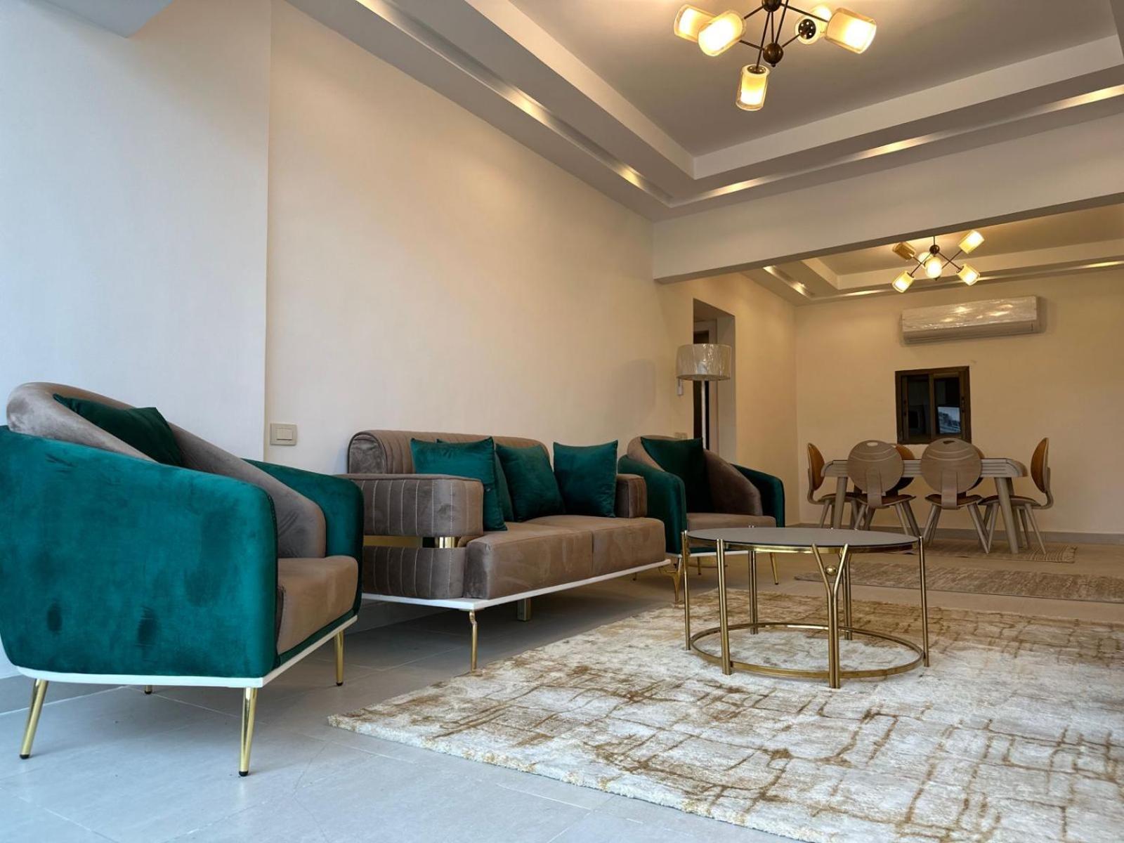 Nilefront Luxury Apartment Cairo